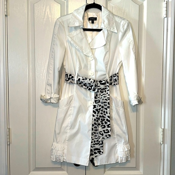 Bebe White Trench Coat Size XS - Picture 1 of 16